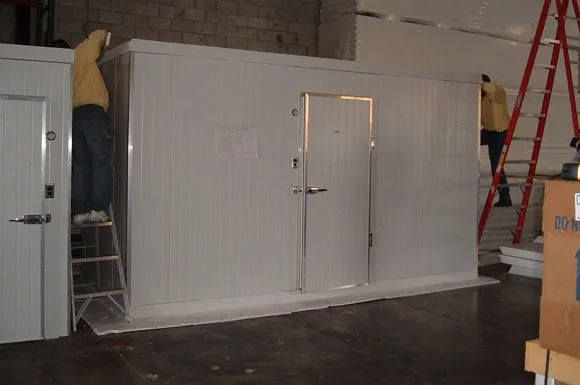 walk-in-freezer-door